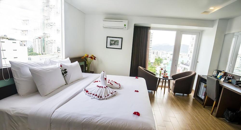 Aroma Nha Trang Boutique Hotel Extérieur photo