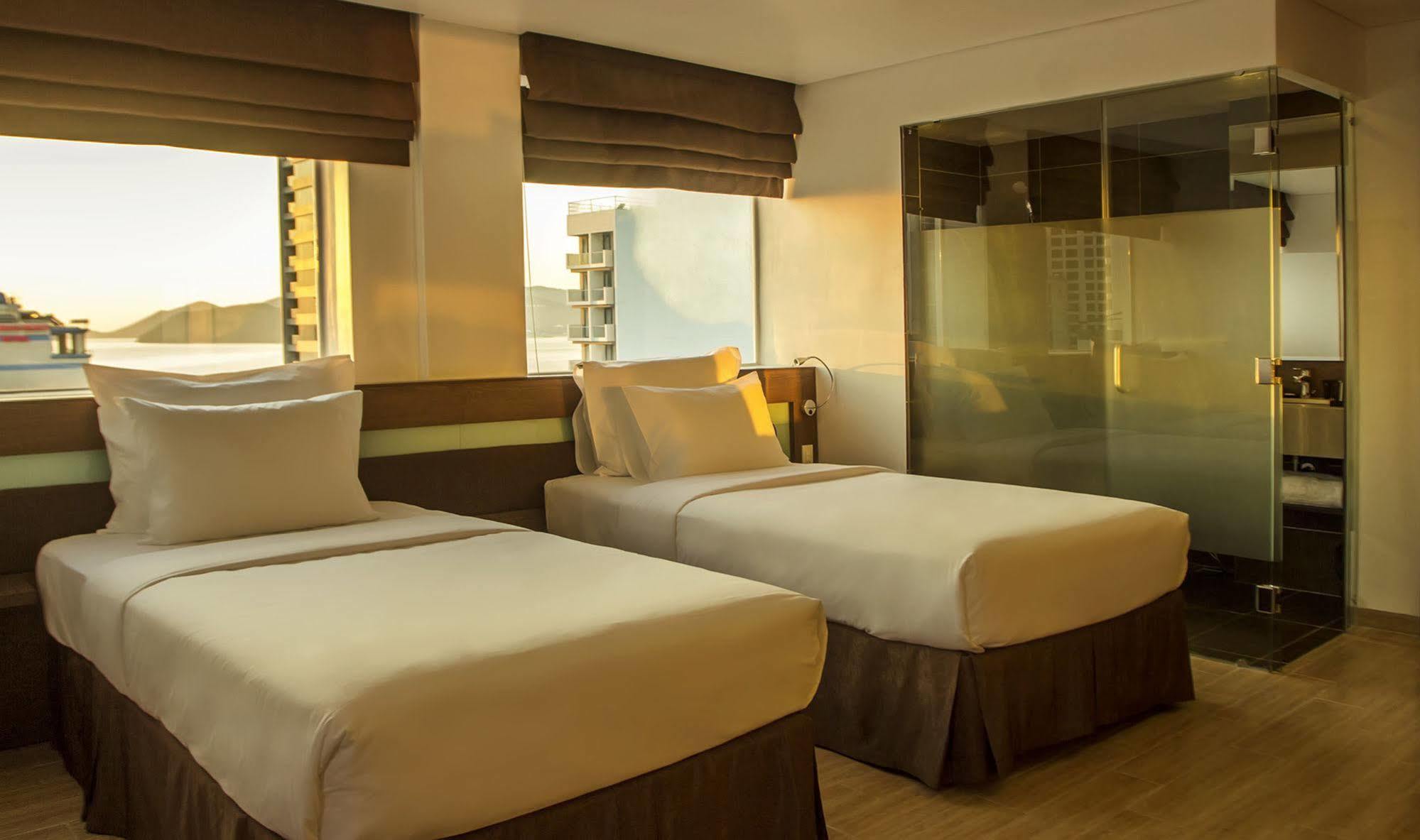 Aroma Nha Trang Boutique Hotel Extérieur photo
