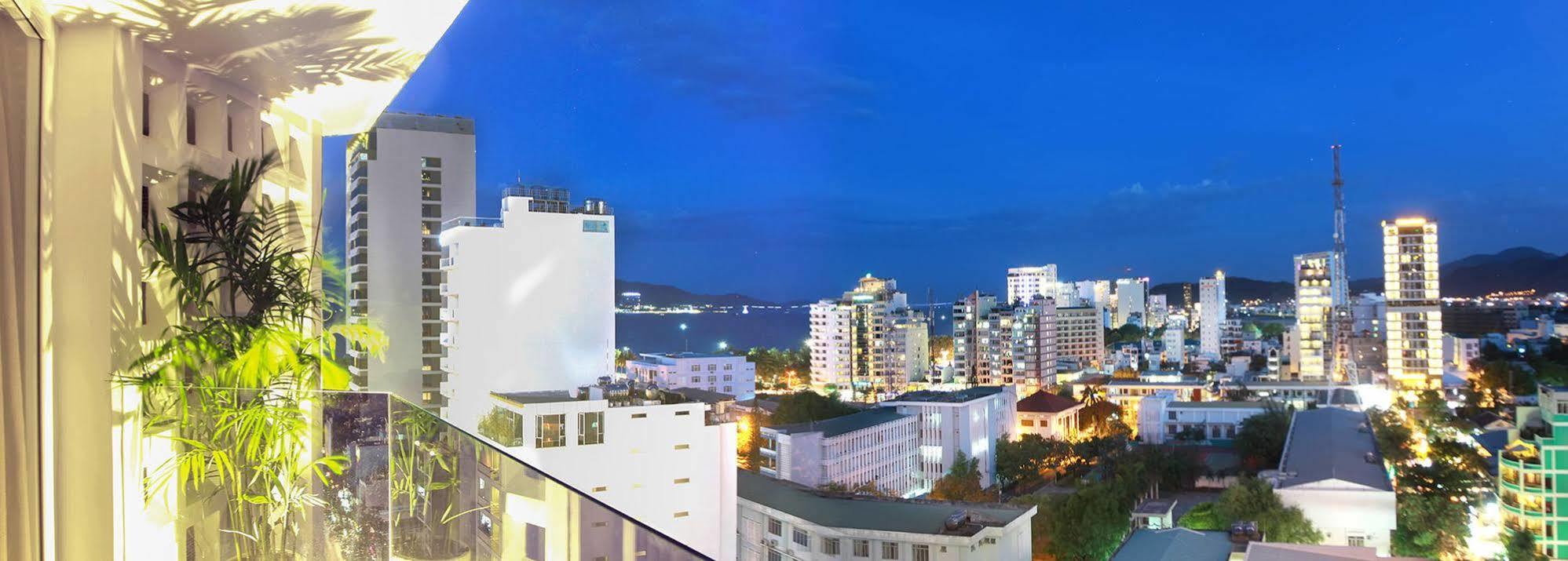 Aroma Nha Trang Boutique Hotel Extérieur photo